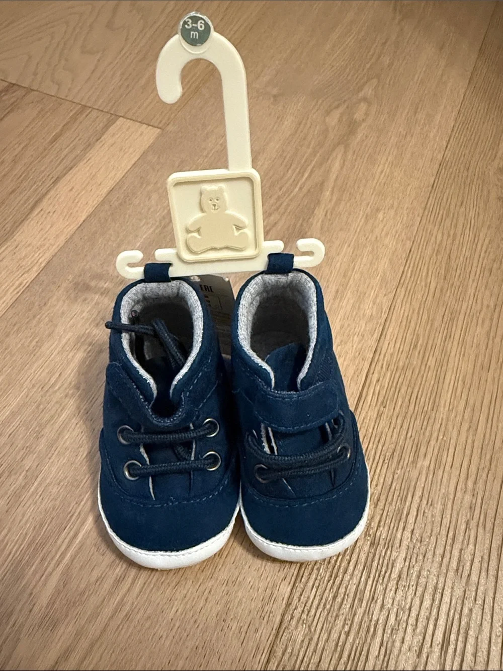 Baby Gap Navy Blue Soft Soled Baby Tennis Shoes - Size 3-6 months - New!